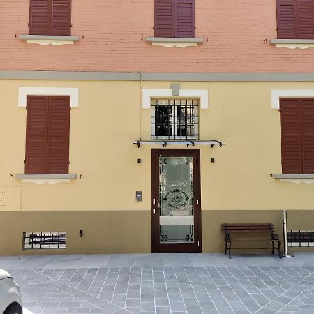 ホテル La Bella Modena Centro エクステリア 写真